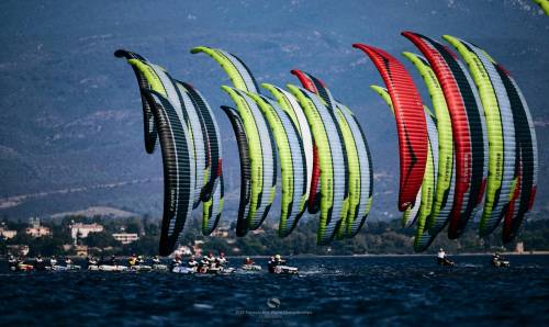 Mistrovství světa v olympijském kiteboardingu na Sardinii