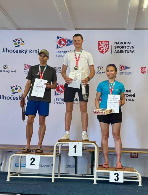 Král Šumavy: Mistrovství ČR ILCA 6 a pohárové závody na Lipně