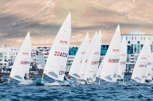 Mistrovství světa ILCA U21 na Lanzarote: Silný vítr prověřil český tým