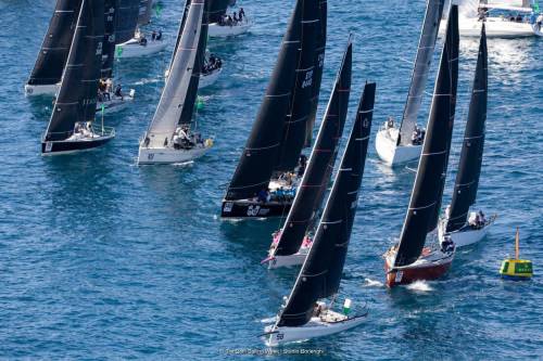 Dvě české posádky Hebe Sailing Team a Tři sestry sailing team bojují od pátku 8.května v neapolském zálivu na ORC WORLD CHAMPIONSHIP