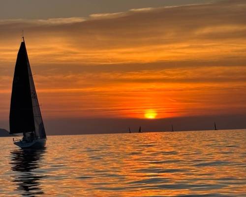 Hebe Sailing Team bere stříbro na offshorovém závodě 151 Miglia!